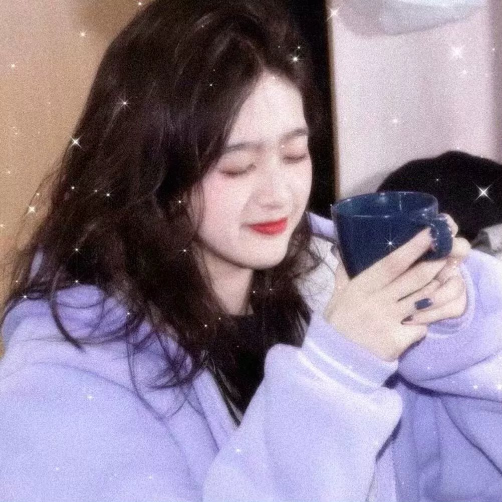 龙纹身的女孩